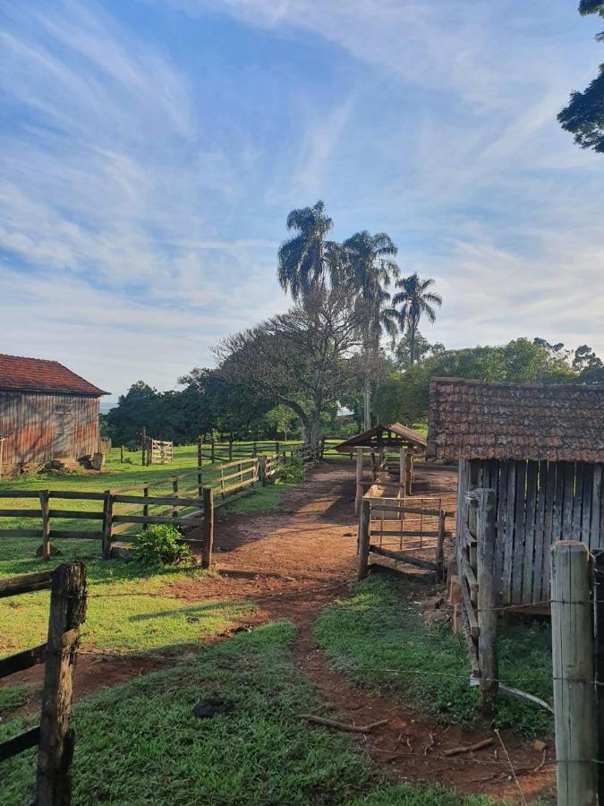 布罗塔斯Casa De Campo - Sitio Santana Dos Laranjais别墅 外观 照片